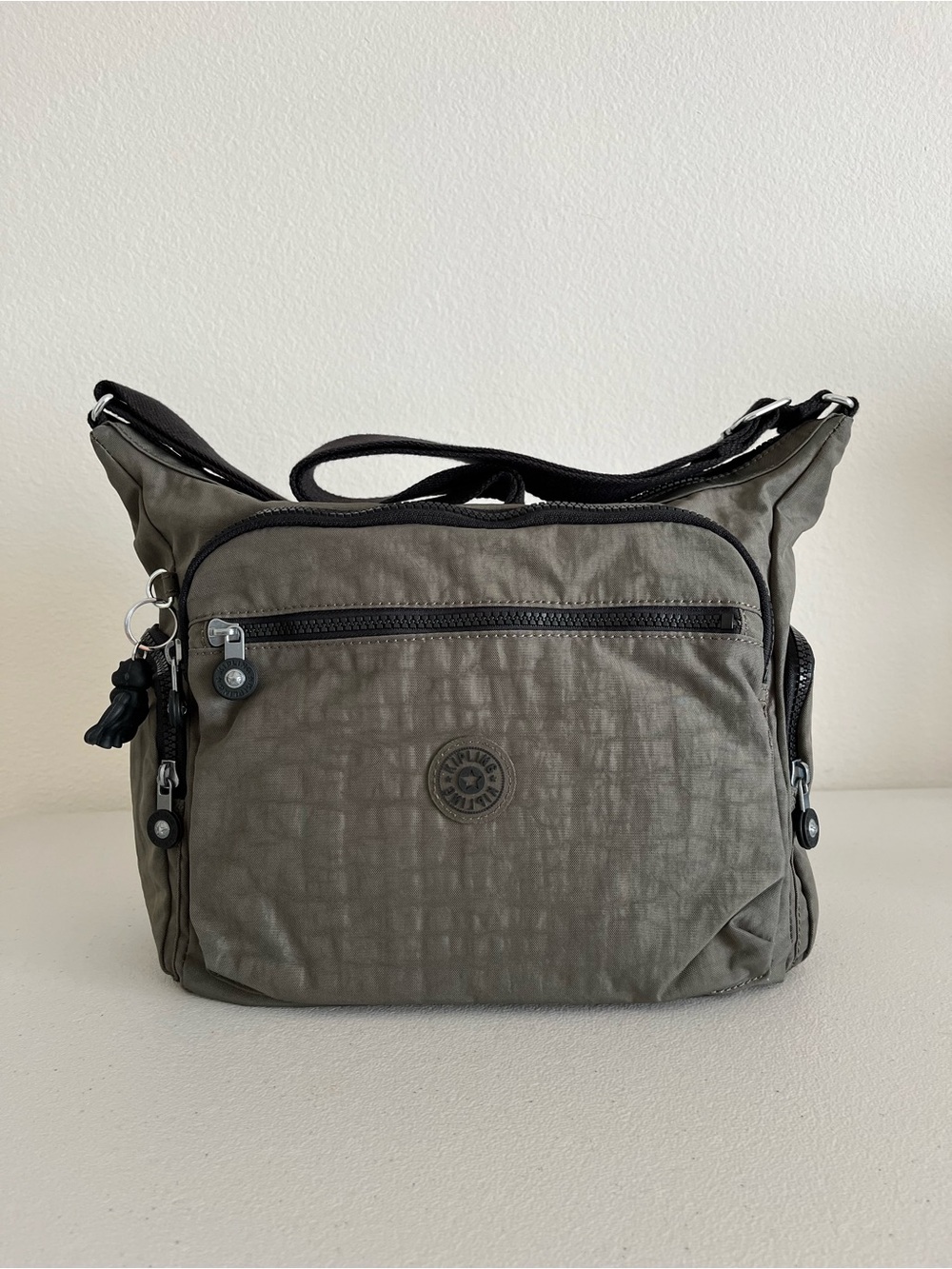 NWOT - Kipling Gabbie Crossbody Bag in Green Moss